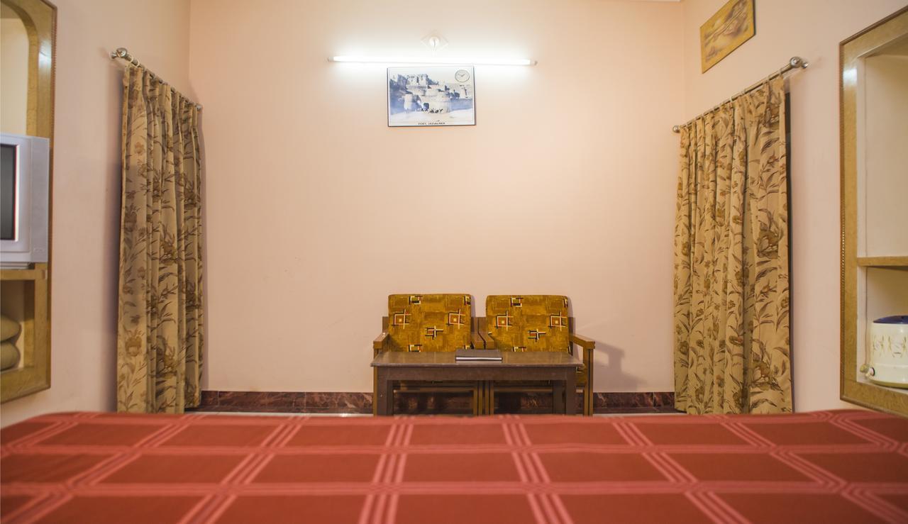 Hotel Priya Dzsaiszalmer Kültér fotó